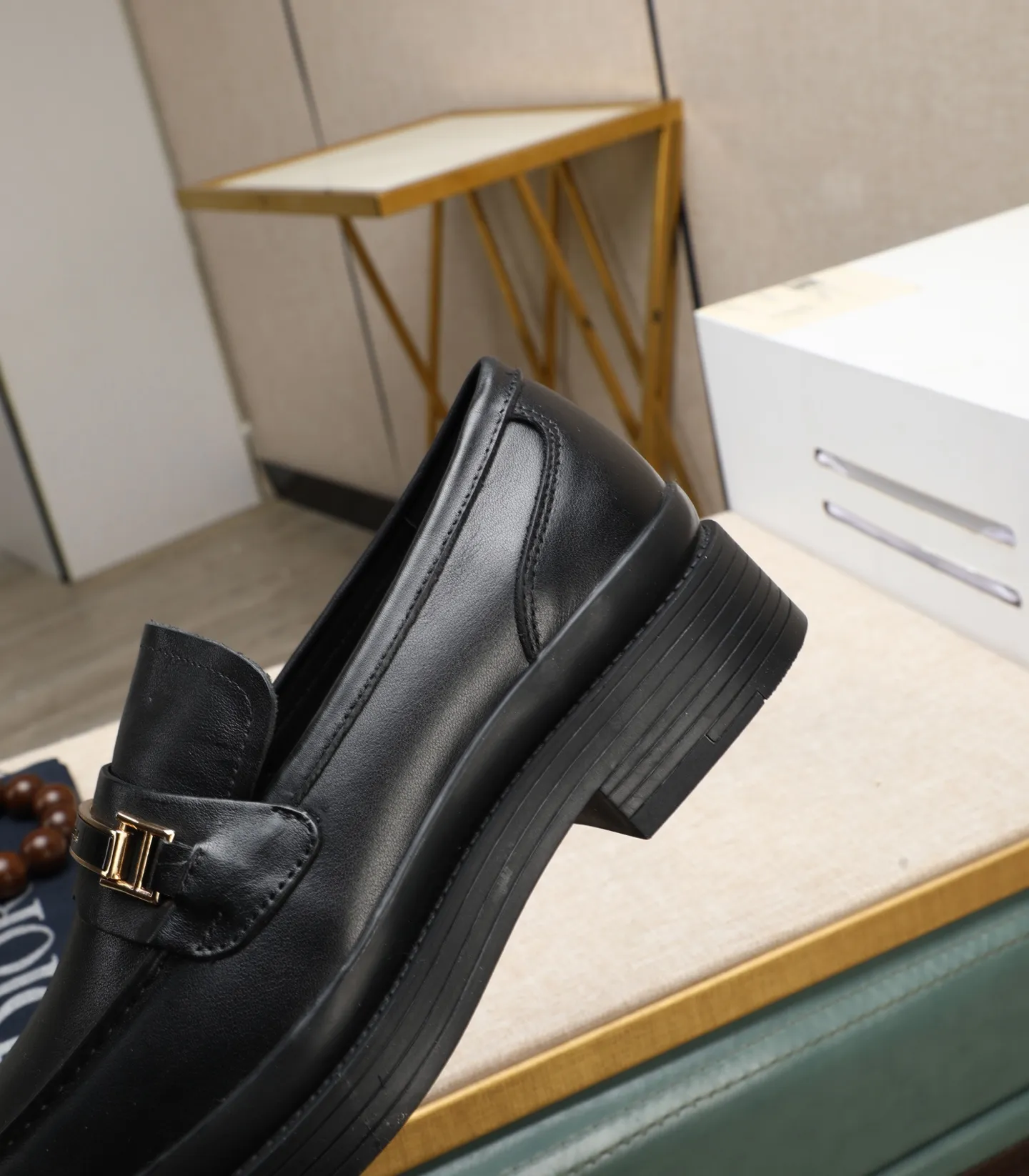 Men's men's shoes 💰540 (water-dyed cow leather) 📛📛PRADA high-end counter's latest formal business leather shoes 👔original and highest quality! Imported from Italy 🇮🇹 first-layer calfskin fabric ➕ cowhide lining Original outsole Formal size: 38➖44 (45 customized)